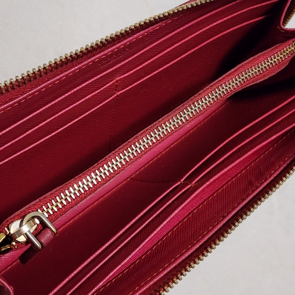 Prada Milano Saffiano Leather Wallet - Picture 7 of 13